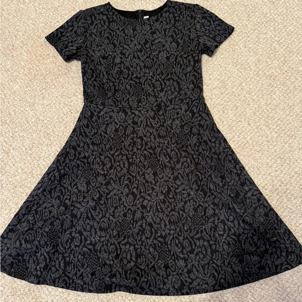 💃🏼💃🏼💃🏼 Ann Taylor Loft A-Line/flare dress. EUC. Size 2.